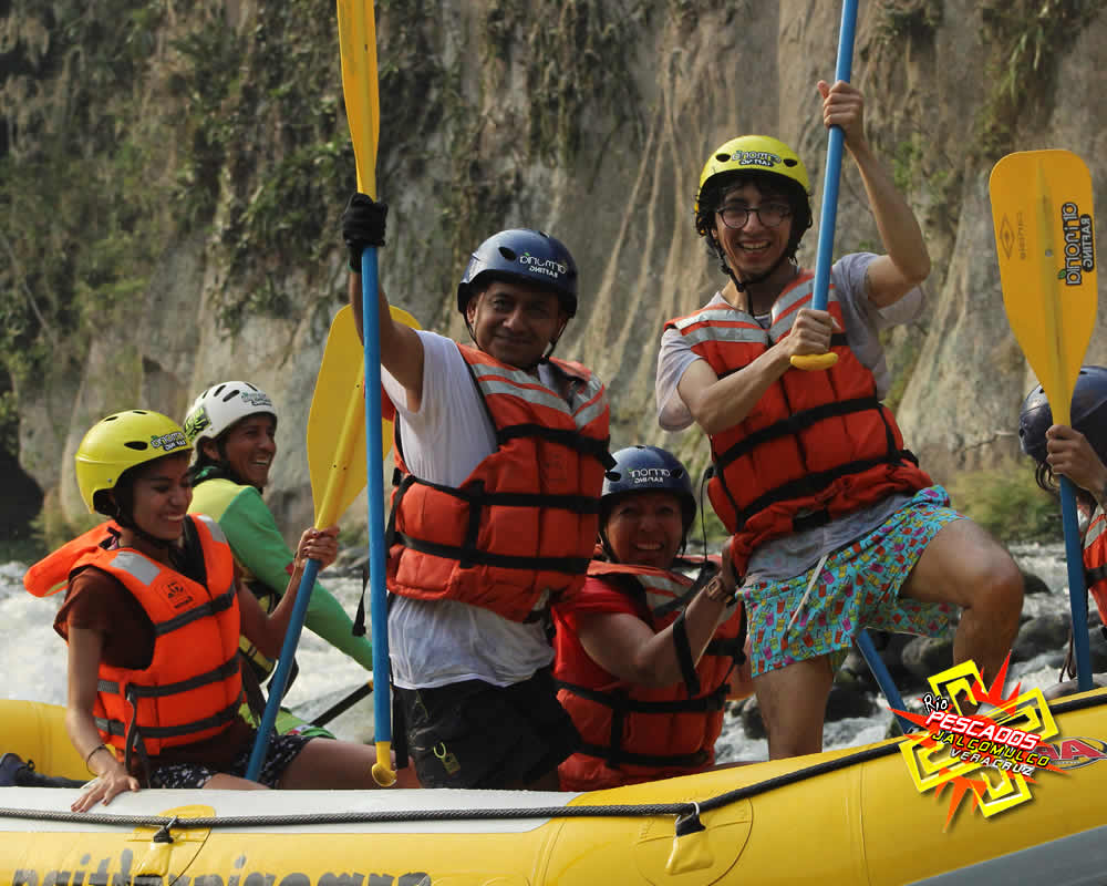 Descenso en los rápidos del río Pescados Jalcomulco Veracruz